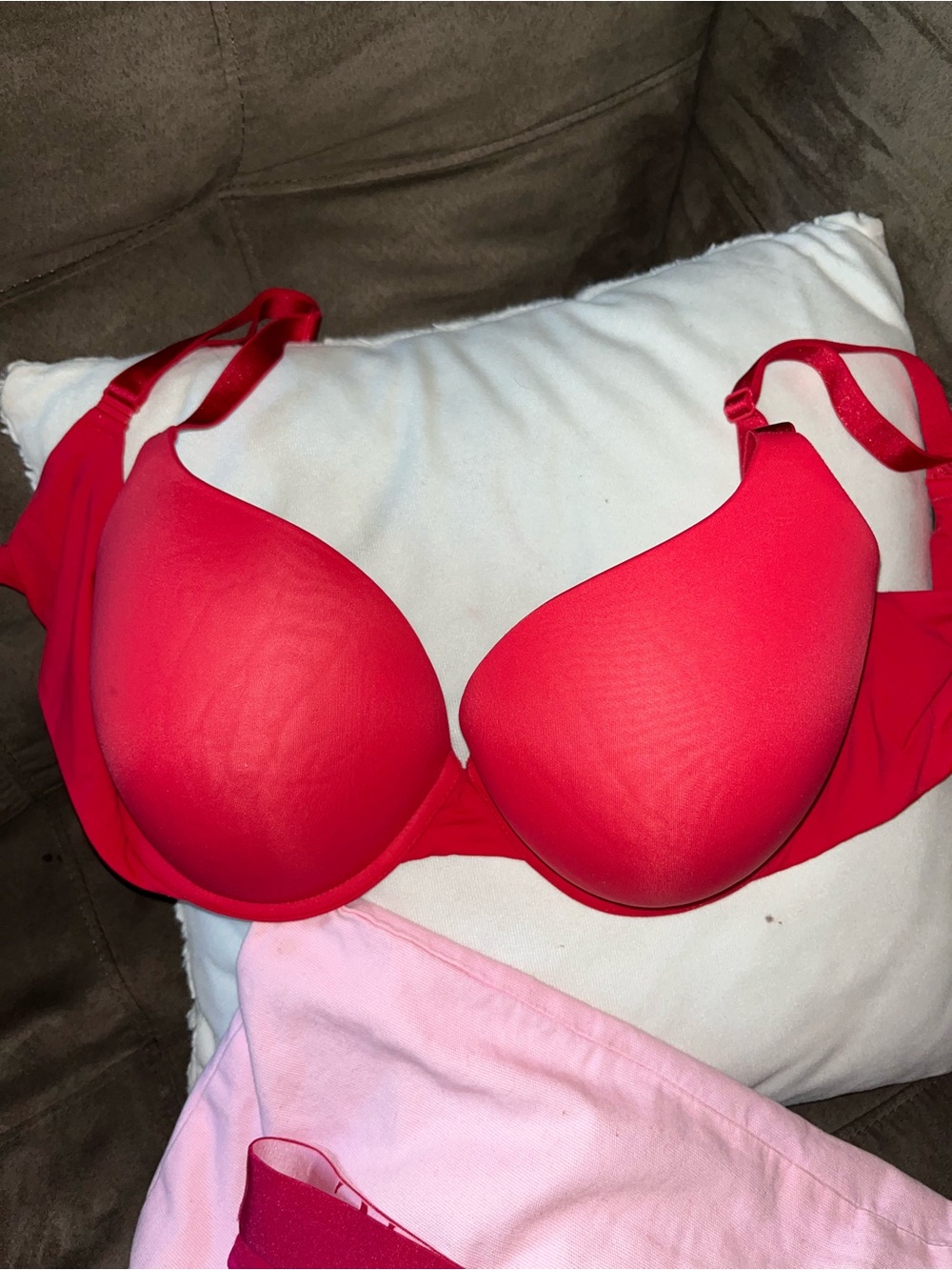 Victoria’s Secret Red T Shirt Push Up Bra Size 36DD